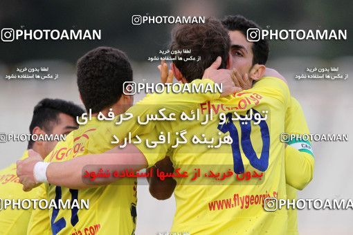 860503, Tehran, [*parameter:4*], Iran Pro League، Persian Gulf Cup، 2012-13 season، Second Leg، Week 29، Naft Tehran 2 v ۱ Fajr-e Sepasi Shiraz on 2013/03/11 at Shahid Dastgerdi Stadium