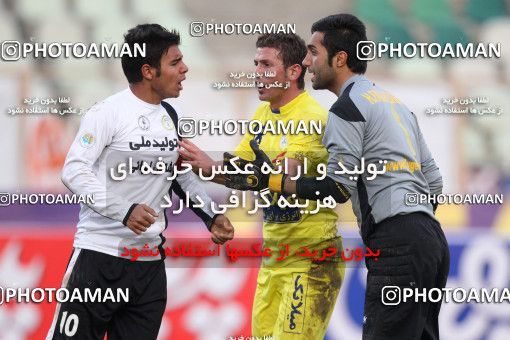 860623, Tehran, [*parameter:4*], Iran Pro League، Persian Gulf Cup، 2012-13 season، Second Leg، Week 29، Naft Tehran 2 v ۱ Fajr-e Sepasi Shiraz on 2013/03/11 at Shahid Dastgerdi Stadium