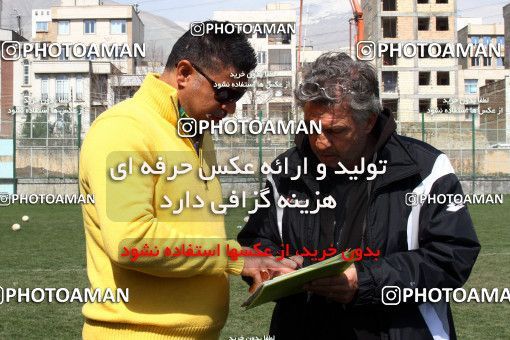 861309, Tehran, , Rah Ahan Football Team Training Session on 2013/03/15 at Ekbatan Stadium