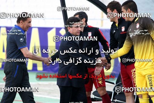 863351, Tehran, [*parameter:4*], Iran Pro League، Persian Gulf Cup، 2012-13 season، Second Leg، Week 31، Esteghlal 2 v ۰ Gahar Doroud on 2013/04/12 at Azadi Stadium