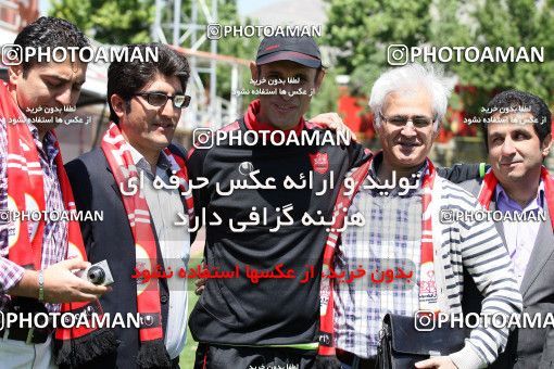 865559, Tehran, , Persepolis Football Team Training Session on 2013/04/26 at Derafshifar Stadium