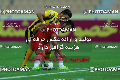 876900, Tehran, [*parameter:4*], Iran Pro League، Persian Gulf Cup، 2017-18 season، First Leg، Week 8، Naft Tehran ۱ v ۰ Sepahan on 2017/09/26 at Takhti Stadium