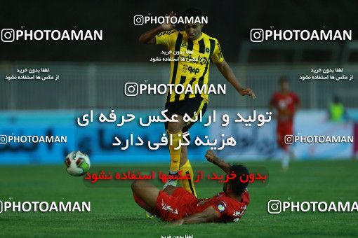 877122, Tehran, [*parameter:4*], Iran Pro League، Persian Gulf Cup، 2017-18 season، First Leg، Week 8، Naft Tehran ۱ v ۰ Sepahan on 2017/09/26 at Takhti Stadium