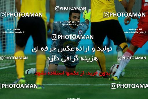 876988, Tehran, [*parameter:4*], Iran Pro League، Persian Gulf Cup، 2017-18 season، First Leg، Week 8، Naft Tehran ۱ v ۰ Sepahan on 2017/09/26 at Takhti Stadium