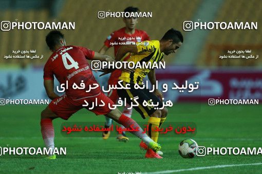 876909, Tehran, [*parameter:4*], Iran Pro League، Persian Gulf Cup، 2017-18 season، First Leg، Week 8، Naft Tehran ۱ v ۰ Sepahan on 2017/09/26 at Takhti Stadium