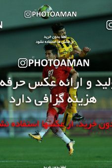 877184, Tehran, [*parameter:4*], Iran Pro League، Persian Gulf Cup، 2017-18 season، First Leg، Week 8، Naft Tehran ۱ v ۰ Sepahan on 2017/09/26 at Takhti Stadium