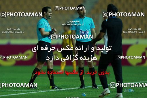 877325, Tehran, [*parameter:4*], Iran Pro League، Persian Gulf Cup، 2017-18 season، First Leg، Week 8، Naft Tehran ۱ v ۰ Sepahan on 2017/09/26 at Takhti Stadium