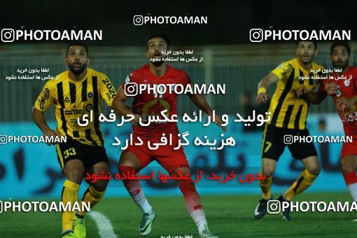 877449, Tehran, [*parameter:4*], Iran Pro League، Persian Gulf Cup، 2017-18 season، First Leg، Week 8، Naft Tehran ۱ v ۰ Sepahan on 2017/09/26 at Takhti Stadium