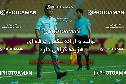 877301, Tehran, [*parameter:4*], لیگ برتر فوتبال ایران، Persian Gulf Cup، Week 8، First Leg، Naft Tehran 1 v 0 Sepahan on 2017/09/26 at Takhti Stadium