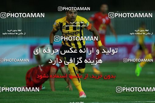 877355, Tehran, [*parameter:4*], Iran Pro League، Persian Gulf Cup، 2017-18 season، First Leg، Week 8، Naft Tehran ۱ v ۰ Sepahan on 2017/09/26 at Takhti Stadium