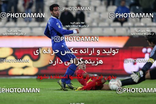 881406, Tehran, [*parameter:4*], Iran Pro League، Persian Gulf Cup، 2012-13 season، First Leg، Week 16، Esteghlal 2 v 3 Foulad Khouzestan on 2012/11/28 at Azadi Stadium