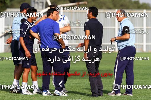 884648, Tehran, , Esteghlal Football Team Training Session on 2011/07/13 at زمین شماره 3 ورزشگاه آزادی