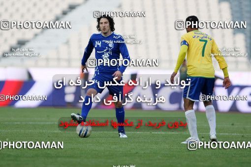 965020, Tehran, [*parameter:4*], Iran Pro League، Persian Gulf Cup، 2011-12 season، First Leg، Week 16، Esteghlal ۱ v 2 Sanat Naft Abadan on 2011/12/14 at Azadi Stadium