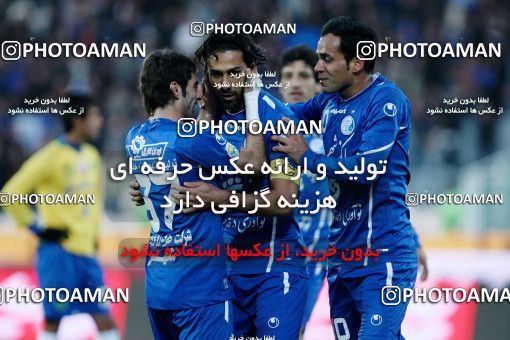 965083, Tehran, [*parameter:4*], Iran Pro League، Persian Gulf Cup، 2011-12 season، First Leg، Week 16، Esteghlal ۱ v 2 Sanat Naft Abadan on 2011/12/14 at Azadi Stadium