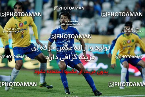 965075, Tehran, [*parameter:4*], Iran Pro League، Persian Gulf Cup، 2011-12 season، First Leg، Week 16، Esteghlal ۱ v 2 Sanat Naft Abadan on 2011/12/14 at Azadi Stadium