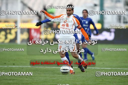 1054111, Tehran, Iran, Iran Pro League، Persian Gulf Cup، 2011-12 season، Second Leg، Week 22، Saipa 2 v 2 Esteghlal on 2012/02/06 at Azadi Stadium