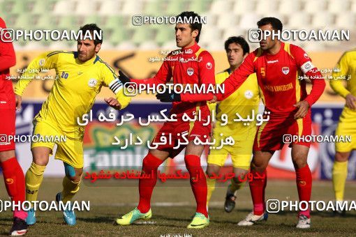 901149, Tehran, [*parameter:4*], Iran Pro League، Persian Gulf Cup، 2011-12 season، Second Leg، Week 19، Naft Tehran ۱ v 3 Foulad Khouzestan on 2012/01/15 at Shahid Dastgerdi Stadium