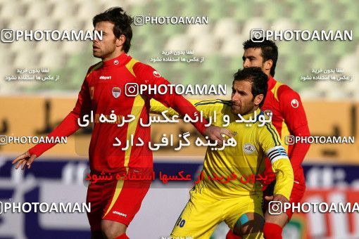 901083, Tehran, [*parameter:4*], Iran Pro League، Persian Gulf Cup، 2011-12 season، Second Leg، Week 19، Naft Tehran ۱ v 3 Foulad Khouzestan on 2012/01/15 at Shahid Dastgerdi Stadium