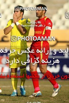 901088, Tehran, [*parameter:4*], Iran Pro League، Persian Gulf Cup، 2011-12 season، Second Leg، Week 19، Naft Tehran ۱ v 3 Foulad Khouzestan on 2012/01/15 at Shahid Dastgerdi Stadium