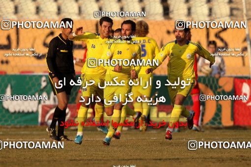 901185, Tehran, [*parameter:4*], Iran Pro League، Persian Gulf Cup، 2011-12 season، Second Leg، Week 19، Naft Tehran ۱ v 3 Foulad Khouzestan on 2012/01/15 at Shahid Dastgerdi Stadium