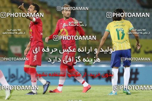 906200, Tehran, Iran, Iran Pro League، Persian Gulf Cup، 2017-18 season، First Leg، Week 9، Sanat Naft Abadan ۱ v ۰ Naft Tehran on 2017/10/13 at Takhti Stadium Abadan