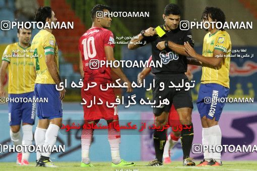 906712, Tehran, Iran, Iran Pro League، Persian Gulf Cup، 2017-18 season، First Leg، Week 9، Sanat Naft Abadan ۱ v ۰ Naft Tehran on 2017/10/13 at Takhti Stadium Abadan