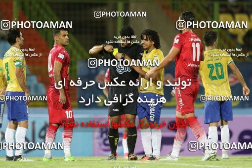 906705, Tehran, Iran, Iran Pro League، Persian Gulf Cup، 2017-18 season، First Leg، Week 9، Sanat Naft Abadan ۱ v ۰ Naft Tehran on 2017/10/13 at Takhti Stadium Abadan