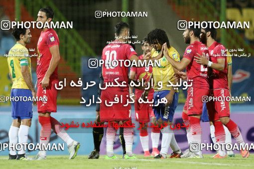 906390, Tehran, Iran, Iran Pro League، Persian Gulf Cup، 2017-18 season، First Leg، Week 9، Sanat Naft Abadan ۱ v ۰ Naft Tehran on 2017/10/13 at Takhti Stadium Abadan