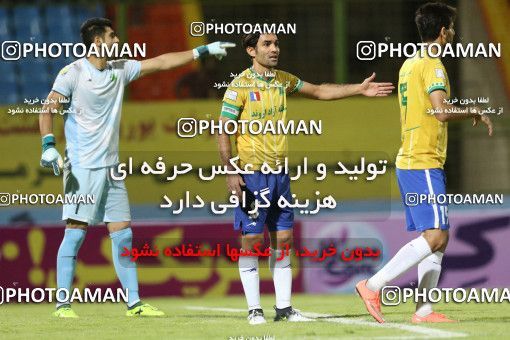 906319, Tehran, Iran, Iran Pro League، Persian Gulf Cup، 2017-18 season، First Leg، Week 9، Sanat Naft Abadan ۱ v ۰ Naft Tehran on 2017/10/13 at Takhti Stadium Abadan