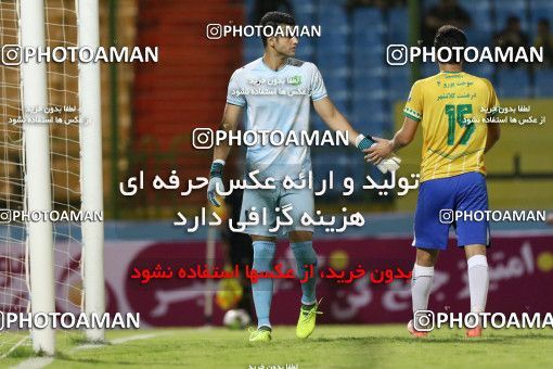 906897, Tehran, Iran, Iran Pro League، Persian Gulf Cup، 2017-18 season، First Leg، Week 9، Sanat Naft Abadan ۱ v ۰ Naft Tehran on 2017/10/13 at Takhti Stadium Abadan