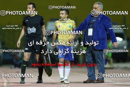 906804, Tehran, Iran, Iran Pro League، Persian Gulf Cup، 2017-18 season، First Leg، Week 9، Sanat Naft Abadan ۱ v ۰ Naft Tehran on 2017/10/13 at Takhti Stadium Abadan