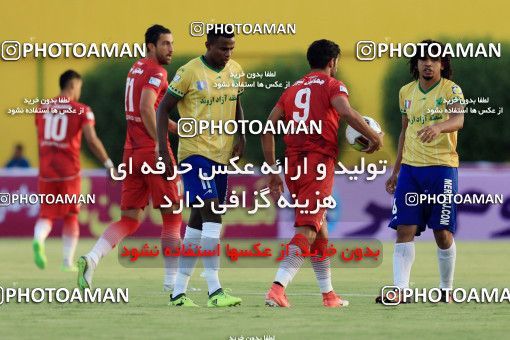 903363, Tehran, Iran, Iran Pro League، Persian Gulf Cup، 2017-18 season، First Leg، Week 9، Sanat Naft Abadan ۱ v ۰ Naft Tehran on 2017/10/13 at Takhti Stadium Abadan