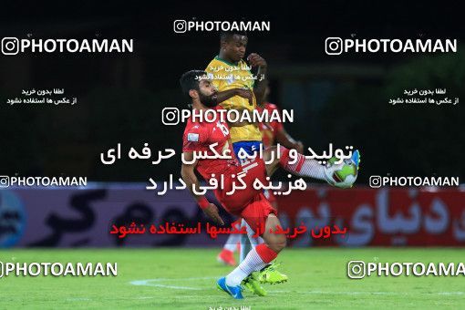 903187, Tehran, Iran, Iran Pro League، Persian Gulf Cup، 2017-18 season، First Leg، Week 9، Sanat Naft Abadan ۱ v ۰ Naft Tehran on 2017/10/13 at Takhti Stadium Abadan