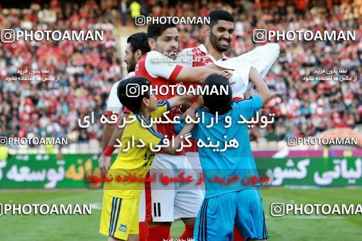 907225, Tehran, , جام حذفی فوتبال ایران, 1.16 round, Khorramshahr Cup, Persepolis 2 v 0 Naft Tehran on 2017/10/21 at Azadi Stadium