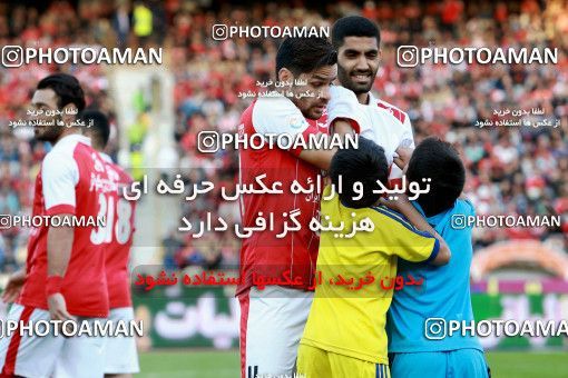 907071, Tehran, , جام حذفی فوتبال ایران, 1.16 round, Khorramshahr Cup, Persepolis 2 v 0 Naft Tehran on 2017/10/21 at Azadi Stadium