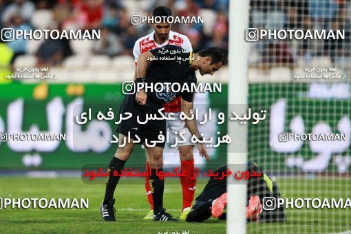 907229, Tehran, , جام حذفی فوتبال ایران, 1.16 round, Khorramshahr Cup, Persepolis 2 v 0 Naft Tehran on 2017/10/21 at Azadi Stadium