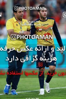 907238, Tehran, , جام حذفی فوتبال ایران, 1/16 stage, Khorramshahr Cup, Persepolis 2 v 0 Naft Tehran on 2017/10/21 at Azadi Stadium