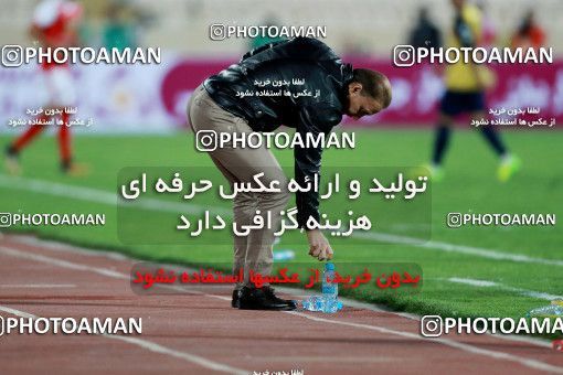 907049, Tehran, , جام حذفی فوتبال ایران, 1/16 stage, Khorramshahr Cup, Persepolis 2 v 0 Naft Tehran on 2017/10/21 at Azadi Stadium