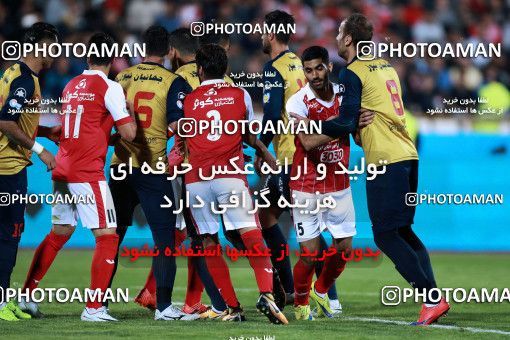 906946, Tehran, , جام حذفی فوتبال ایران, 1.16 round, Khorramshahr Cup, Persepolis 2 v 0 Naft Tehran on 2017/10/21 at Azadi Stadium