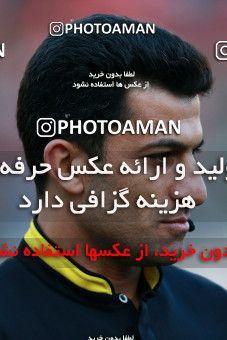 915670, Tehran, , جام حذفی فوتبال ایران, 1/16 stage, Khorramshahr Cup, Persepolis 2 v 0 Naft Tehran on 2017/10/21 at Azadi Stadium