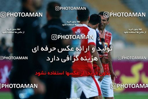 915657, Tehran, , جام حذفی فوتبال ایران, 1.16 round, Khorramshahr Cup, Persepolis 2 v 0 Naft Tehran on 2017/10/21 at Azadi Stadium