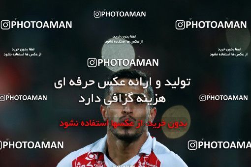 915739, Tehran, , جام حذفی فوتبال ایران, 1/16 stage, Khorramshahr Cup, Persepolis 2 v 0 Naft Tehran on 2017/10/21 at Azadi Stadium