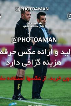 915765, Tehran, , جام حذفی فوتبال ایران, 1/16 stage, Khorramshahr Cup, Persepolis 2 v 0 Naft Tehran on 2017/10/21 at Azadi Stadium