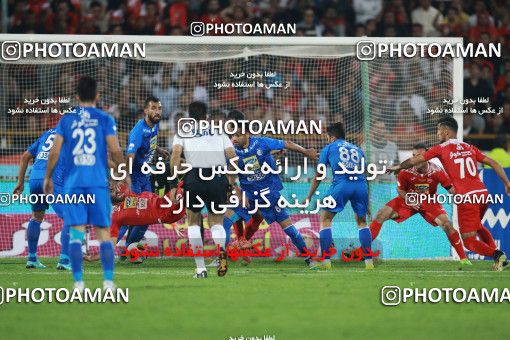 933552, Tehran, [*parameter:4*], Iran Pro League، Persian Gulf Cup، 2017-18 season، First Leg، Week 10، Persepolis ۱ v ۰ Esteghlal on 2017/10/26 at Azadi Stadium