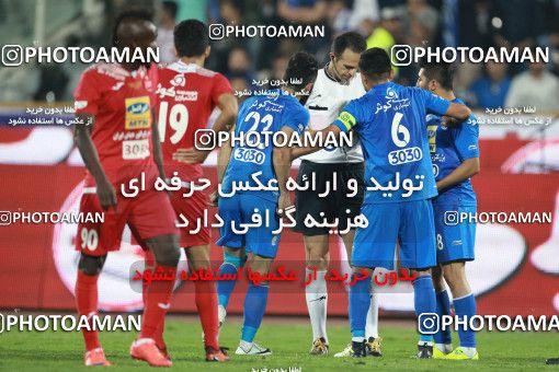 933668, Tehran, [*parameter:4*], Iran Pro League، Persian Gulf Cup، 2017-18 season، First Leg، Week 10، Persepolis ۱ v ۰ Esteghlal on 2017/10/26 at Azadi Stadium