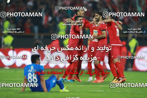 933730, Tehran, [*parameter:4*], Iran Pro League، Persian Gulf Cup، 2017-18 season، First Leg، Week 10، Persepolis ۱ v ۰ Esteghlal on 2017/10/26 at Azadi Stadium