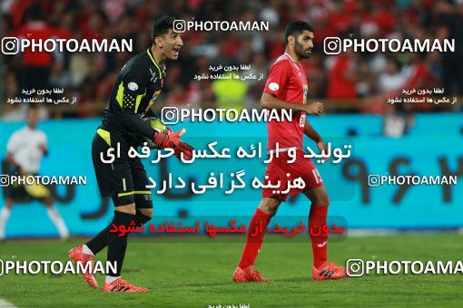 913408, Tehran, [*parameter:4*], Iran Pro League، Persian Gulf Cup، 2017-18 season، First Leg، Week 10، Persepolis ۱ v ۰ Esteghlal on 2017/10/26 at Azadi Stadium