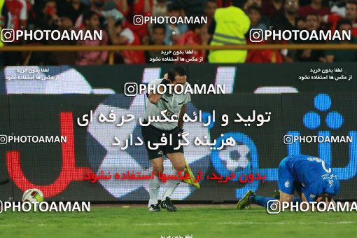 913763, Tehran, [*parameter:4*], Iran Pro League، Persian Gulf Cup، 2017-18 season، First Leg، Week 10، Persepolis ۱ v ۰ Esteghlal on 2017/10/26 at Azadi Stadium