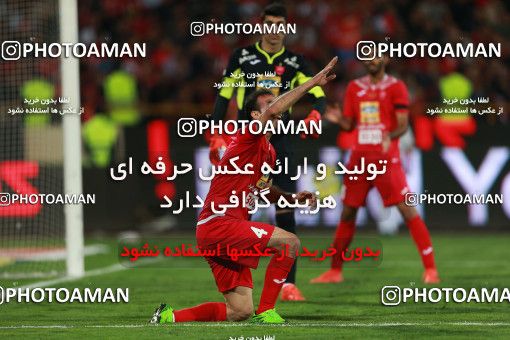 913911, Tehran, [*parameter:4*], Iran Pro League، Persian Gulf Cup، 2017-18 season، First Leg، Week 10، Persepolis ۱ v ۰ Esteghlal on 2017/10/26 at Azadi Stadium