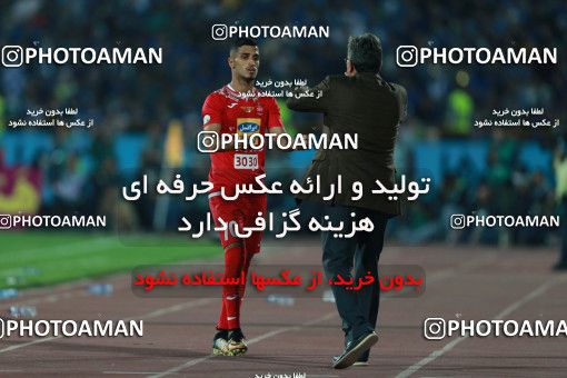 913786, Tehran, [*parameter:4*], لیگ برتر فوتبال ایران، Persian Gulf Cup، Week 10، First Leg، Persepolis 1 v 0 Esteghlal on 2017/10/26 at Azadi Stadium